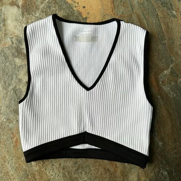 NO BOUNDARIES Seamless Retro Plunge Bralette White and Black Ribbed Size Large - Picture 1 of 5